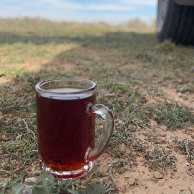 kaat911's profile picture. مهندس الصفقات؛ عضو مشترك في نادي النصر سابقا؛ عضو تحرير نادي الإبل سابقا! مدير مسؤول شواهي، الراوي، فنان شعبي ، مدير الذبات سابقاً ؛ مهتم بالتاريخ والفن