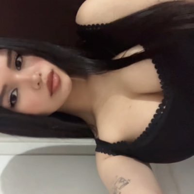 brisavargas_'s profile picture. ascendente en caprichosa