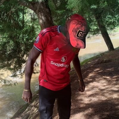 AlexyzzM's profile picture. l follow back instantly *IG @mwassalexyz
*Sports*Manchester united*Education*CPA..*NB**Hit my dm for a follow back 🔙 
see you when you follow me✨