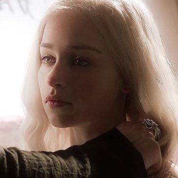 isthisdaenerys's profile picture. daeren, daelexa, daerihtic, daefender, daezelda piled