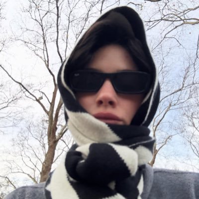 miserablia's profile picture. young, dumb, and cute @slipfastt