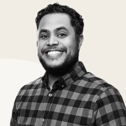 KevinLilesorg's profile picture. #KendrickLamar:SOCIAL MEDIA MANAGER 
☎️ COMMUNICATION/ADVERTISEMENT 
🌏 MANAGEMENT, MEMBERSHIP 1:1 COACHING
🏆18 YRS EXPERIENCE | CELEBS + BRAND