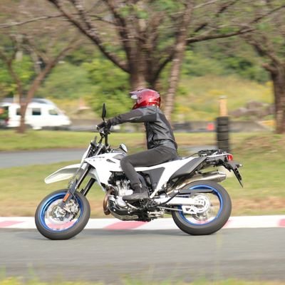 boxer_engine_4's profile picture. 車とバイク🔰のアカunk