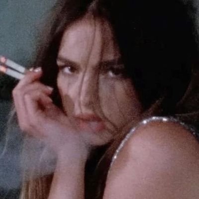 at00h_'s profile picture. i cry only in the rain