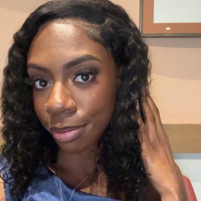 theycallmedaej's profile picture. ✨💛 A grounded affectionate lover who can be overly cautious 💛✨| Writer & Speaker | Soft heart. Solid faith. Deep thoughts.  📩 dchante2025@gmail.com