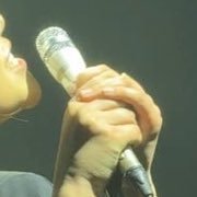 semarruck's profile picture. 기타를 든 여성을 조심하세요