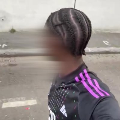 unknow_nll's profile picture. 🇲🇱 | « un p'tit soninké tu peux laisser partout il va jamais être en galère »