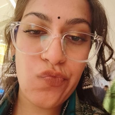 stroberylicious's profile picture. cutely aggressive or aggressively cute? stay tuned to find out