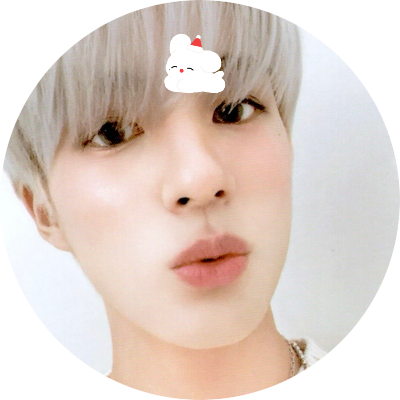 jenelune's profile picture. 