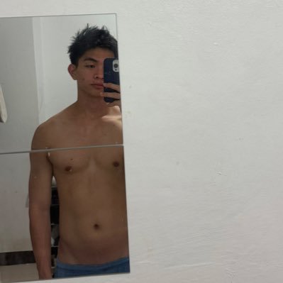 unholydrummrboy's profile picture. 24 | Spontaneous Boy | You cannot always please people—don’t mind being your true self😉