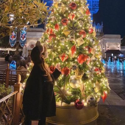 zuttodt's profile picture. コスメ💅スキンケア🧖🏻‍♀️プチプラ〜デパコス | スキンケア重課金勢 | 乾燥肌 × イエベ秋 | むーんず4期生🌙美容垢さんフォロバします🎈