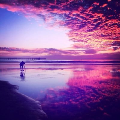 hollycbridges's profile picture. Award-winning 🏀 play-by-play announcer, photog & writer. Steelers UCONN UNC #h2p padres pirates Love sunshine n the beach but rain is romantic to me.