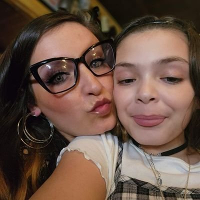 LilyLimeOnline's profile picture. Entrepreneur, Business Owner, K9 Trainer, Writer, and smarter than 90% of the population with an IQ of 120!