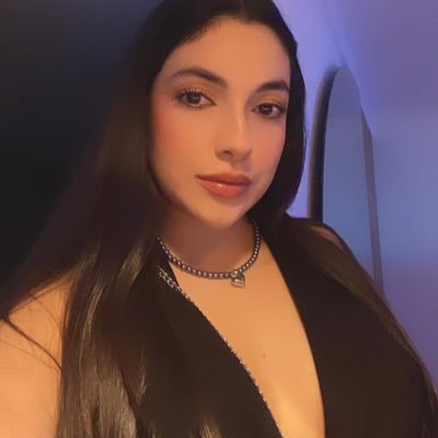 valeriaestradao's profile picture. content manager/fashion things 🦋 Tengo una marca de accesorios, pa’ que sepás AmandaMía❤️