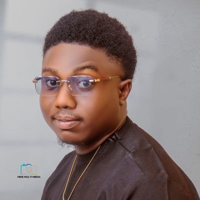 EmeyGolden's profile picture. Video Editor|| AI Video Legend|| Fiverr Level 2 Freelancer|| Upwork Top rated Freelancer|| Man United fan 😔