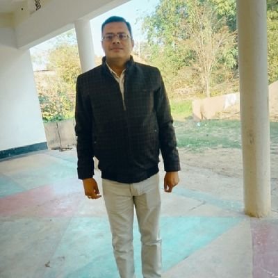 OmSiwaay's profile picture. Samay se pahle aur kismat se jyada kuchh bhi nahin milta hai