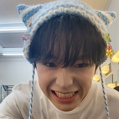 gyukaiku's profile picture. 🎤🏸📺🕺💃🏻 lovers