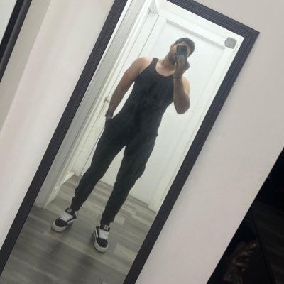 hendrik_zechs's profile picture. 🇦🇷🇺🇲🇻🇪💜