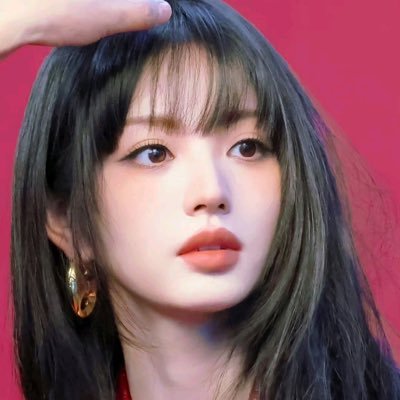 gugbong44975's profile picture. 따로 걷자 난 안 궁금해