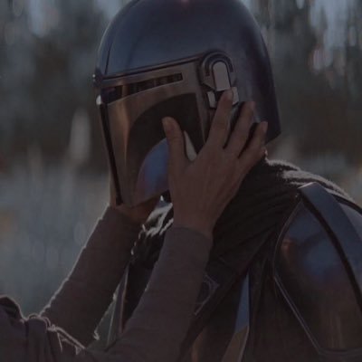 swiftieispunk's profile picture. swiftie/pedro stan🫶🏻 @pedropnation admin! i’m 20!