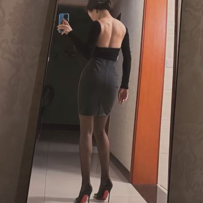 nvwang7777's profile picture. 本主常驻南京，女主天地专版女主，身高164，体重50kg ，擅长多种项目，喜厕，可口舌。 联系方式Q：3971687627  ，1521387156 V：anranss008