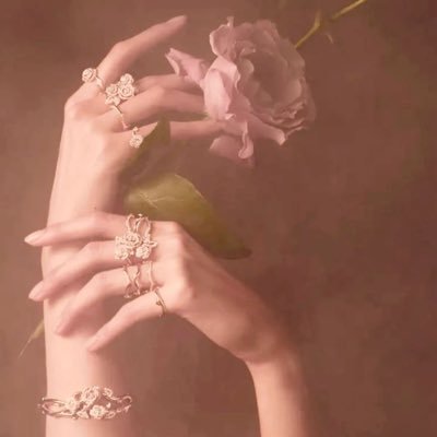 Z4evr1's profile picture. mythology 🏛️📜🔱⚜️