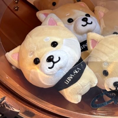 Sayuux8j's profile picture. 最近LUNA SEAにハマりファンクラブに入会したばかりの新米slave
情報収集のためにX始めました