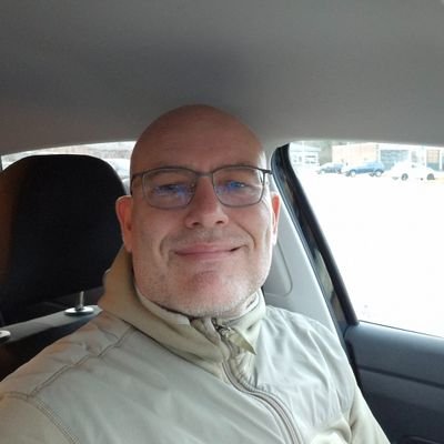 pqre1l's profile picture. 