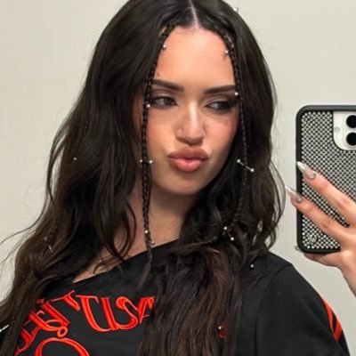 jarahbrina's profile picture. jackienat sun, lottienat moon, taivan rising