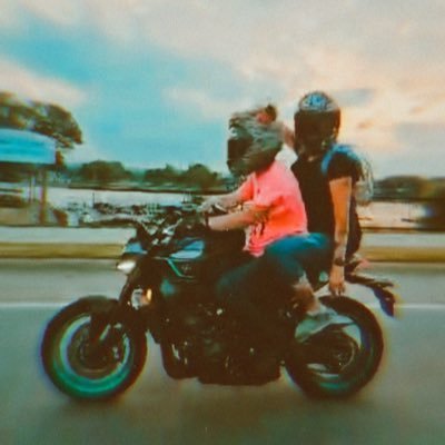 MOTOBunnyQueen's profile picture. CEO of @BabyGirlGFX ||❤️ My King ~ @MOTOBunnySPAZZ (07/20/2025)❤️||🥇Bestie ~ @Spcymeatbal || Dog mom || Blue Collared || Biker Babe || Momma of @WITTLEWABBITS