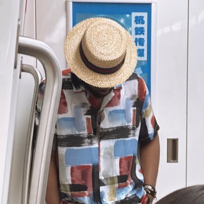 iamreubenask's profile picture. What problem does it solve?