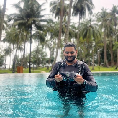 cb2993's profile picture. 