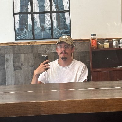 jk07st's profile picture. writer and chess player and gamer