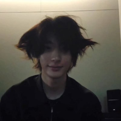 97woodj's profile picture. readawrite : 19crimers — main acc @saintsrotwood