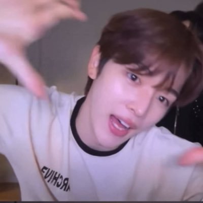 dyaleo125594's profile picture. 푱푱하다