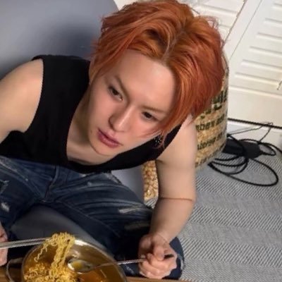 AmLaksanaporn's profile picture. • God helps those who help themselves. • 최영재