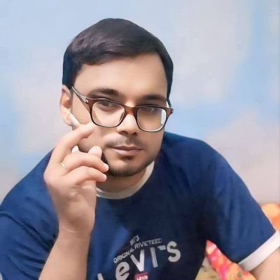 Safdar872's profile picture. 