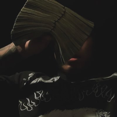 usernodispnible's profile picture. 