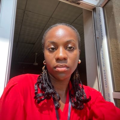 itts_hopeee's profile picture. movies plus series enthusiast + public health girlie 🧬 + plus movie recs