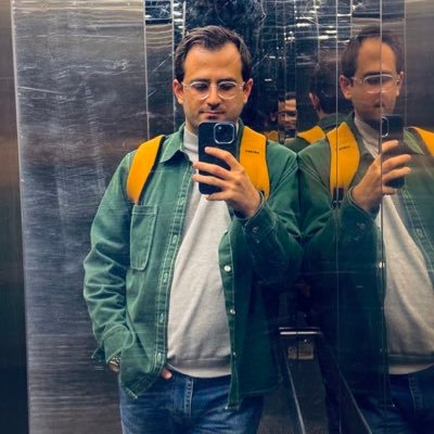 AmirNikS's profile picture. ⚪ A Peace & Marketing lover 
⚪ Recently Youtuber & Podcaster

⚪ My YouTube Channel:
🔗 https://t.co/rNUJU3uYSW