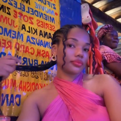 Tecla__'s profile picture. إِنَّ اللّهَ مَعَ الصَّابِينَ