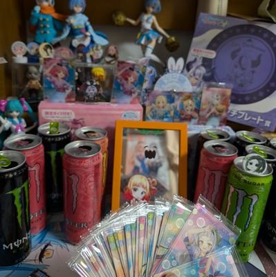 J8vmC4cpTy30008's profile picture. 中二14歳 おにぎりゃー