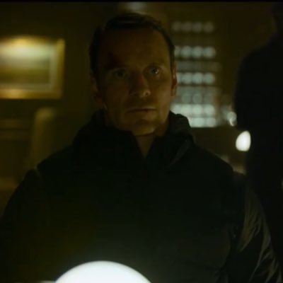 razzaaa_rr's profile picture. ভিড়ের বাইরেই আমার ঘর। 🌊🌑 From afar