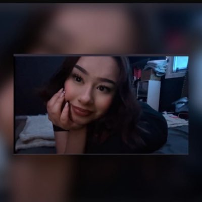 Evaly_bae's profile picture. 