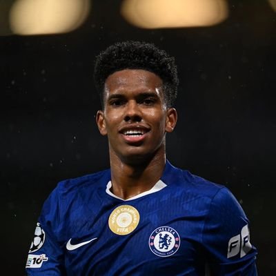 AkaemeuwaE's profile picture. 