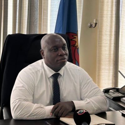 Nguema_Minang's profile picture. Cuenta Oficial del Director General de la Sociedad de  Electricidad de Guinea Ecuatorial 🇬🇶