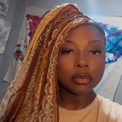 yourlovefrp's profile picture. 