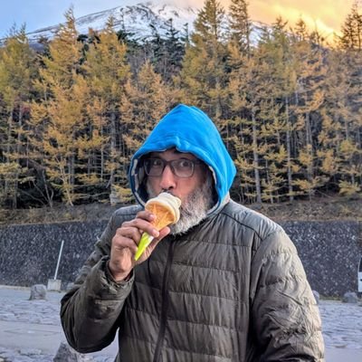 vypsingh's profile picture. Drives, rides, writes for a living.