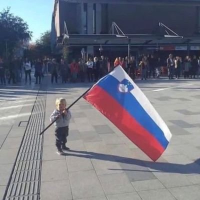 sonja_knez's profile picture. Pravzaprav sem višji vodja računa pri Bitcoin Miningu, ste že slišali za rudarjenje Bitcoinov in kako donosno je?