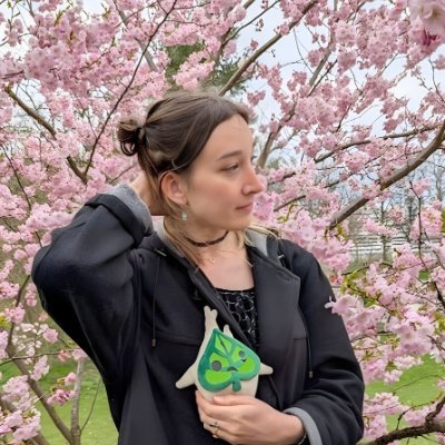 Tandarok's profile picture. Feministin ♀️ Queer 🌈 Veganerin 🌱 Gamerin 🎮
Content Creatorin auf Twitch, YouTube & Co.